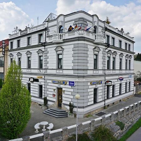 Hotel Cade Písek Exterior foto